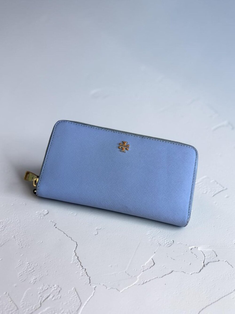 TORY BURCH Periwinkle Leather Zip Clutch Wallet